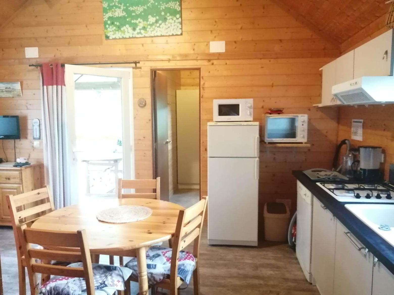 Le Chalet De Lilie Bassignac Kültér fotó